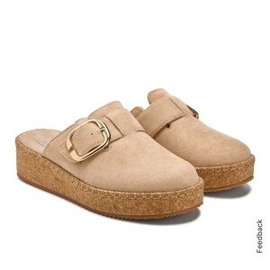 NWT Skechers Women's Beige Buckle Mules $59